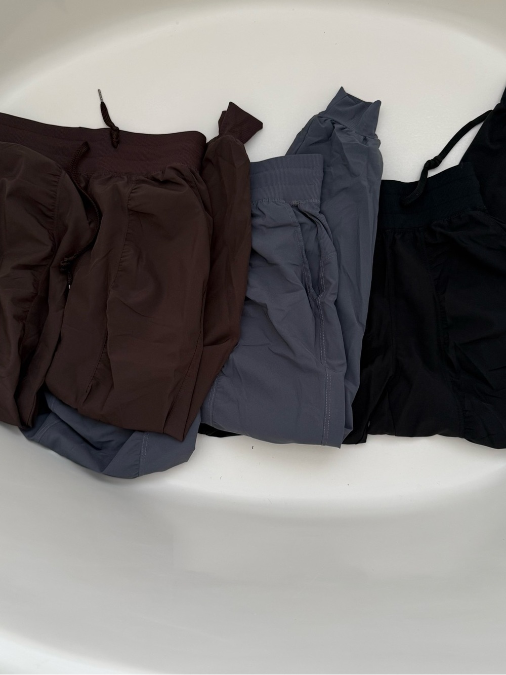 3 pairs Lightweight Active pants - Brown, Gray, Black